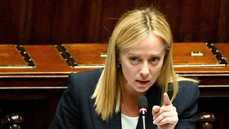 إيطاليا تقر إجراءات لخفض أسعار الوقود