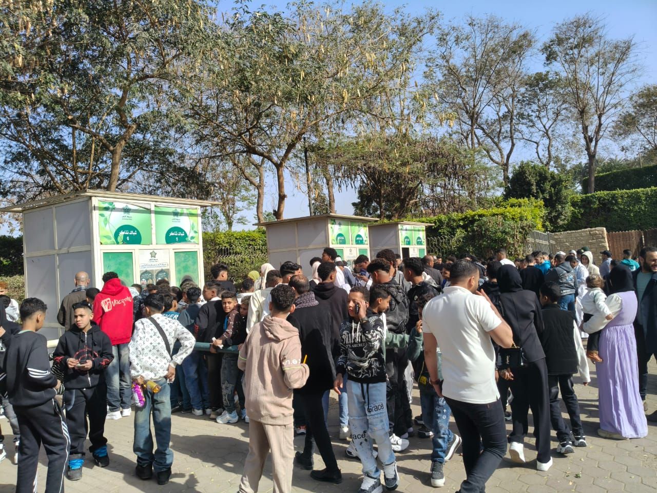 حديقة الأزهر تفتح أبوابها لاستقبال الزائرين فى أول أيام عيد الفطر