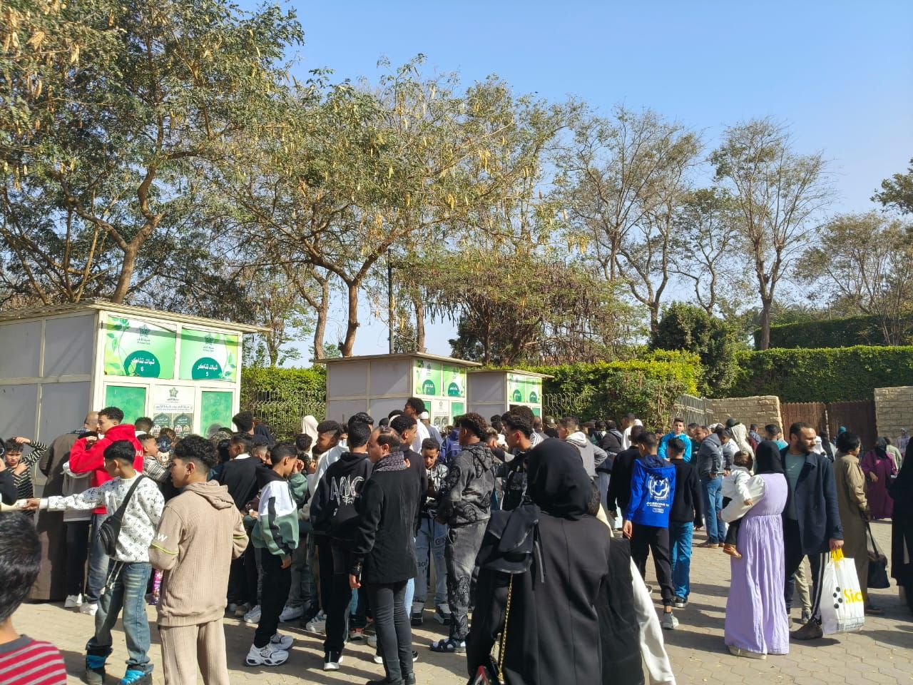 حديقة الأزهر تفتح أبوابها لاستقبال الزائرين فى أول أيام عيد الفطر