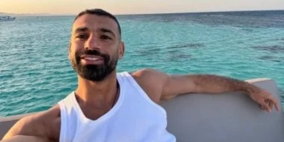 محمد صلاح يوجه التهنئة للأمة الإسلامية بمناسبة عيد الفطر المبارك