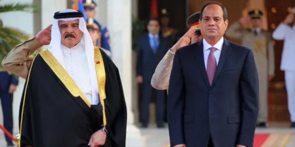 الرئيس السيسى وملك البحرين يدينان الهجمات الإيرانية على دول الخليج