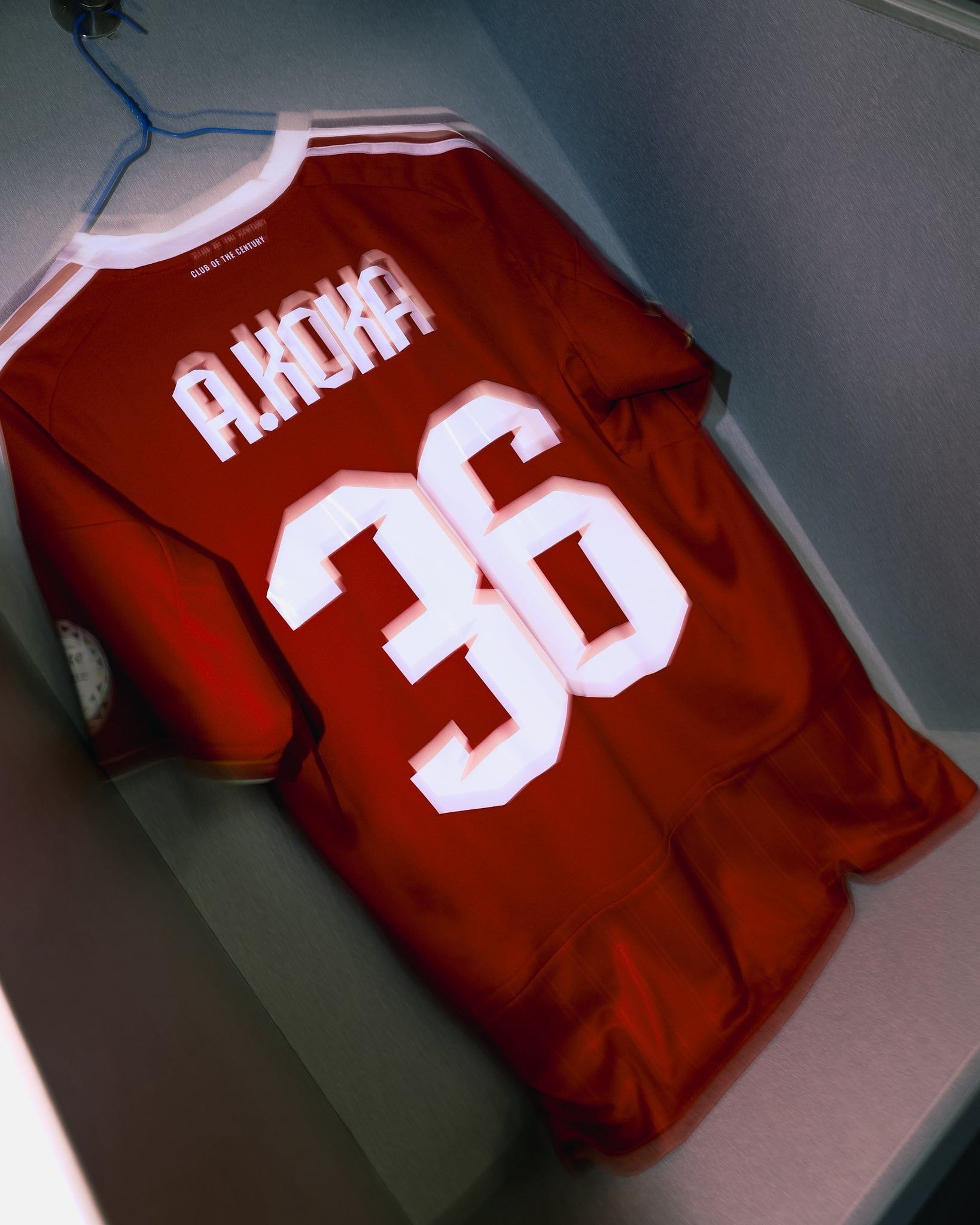 اطّلع على.. غرفة ملابس الأهلى قبل مواجهة الترجى التونسى فى 15 لقطة