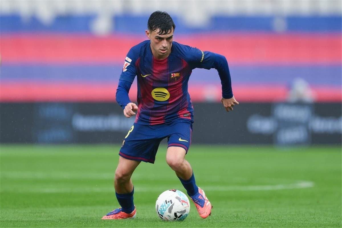 بيدري جونزاليس يروي تفاصيل رحلته مع نادي برشلونة...