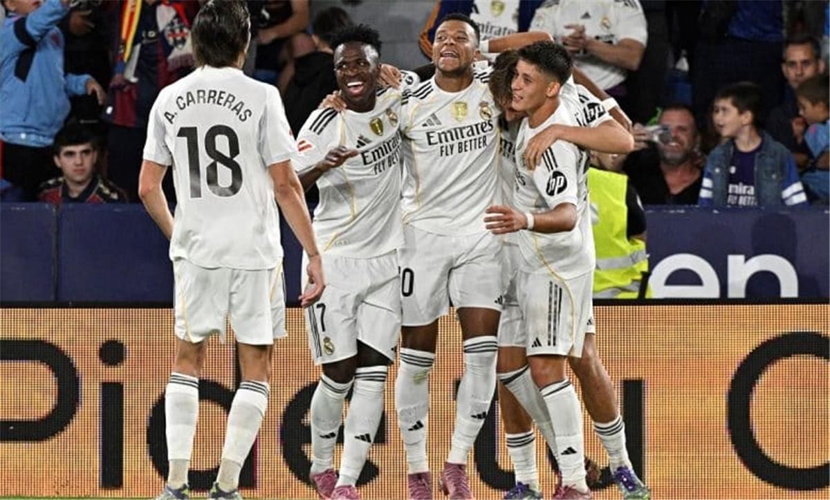 بقرار مفاجئ.. ألفارو اربيلوا يهدد نجم ريال مدريد...