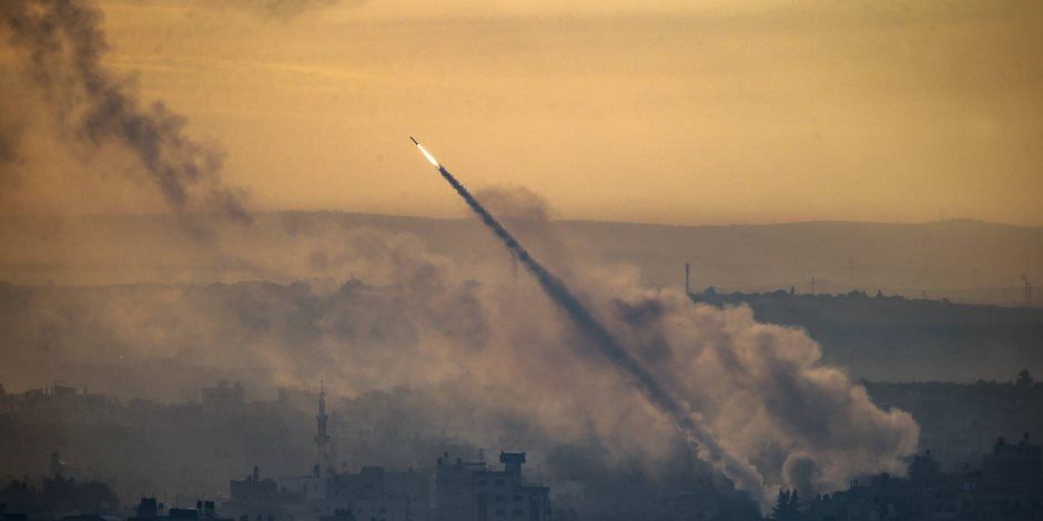 الإسعاف الإسرائيلى : إصابة 15 شخصا جراء قصف إيرانى وسط إسرائيل