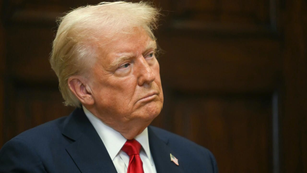 دونالد ترامب يؤجل الهجمات على محطات الطاقة الإيرانية...