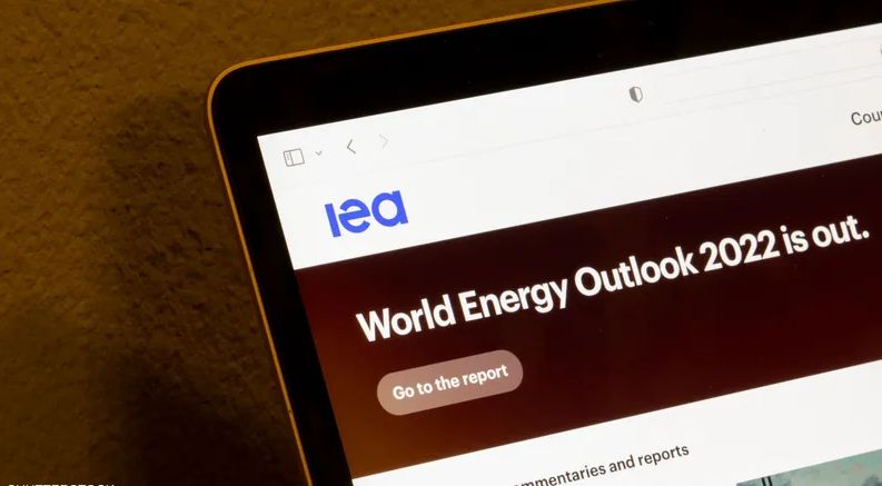 «الطاقة الدولية» تناقش سحب المزيد من مخزونات النفط بسبب حرب إيران