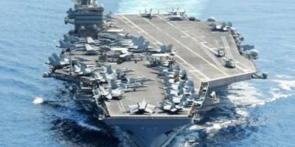 في تصريحات مفاجئة .. ترامب يقر باستهداف حاملة الطائرات إبراهام لينكولن بنحو 100 صاروخ إيران