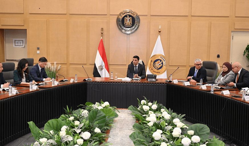 “باوو” الصينية تبدي استعدادها لتعزيز التعاون مع مصر في صناعة الحديد والصلب