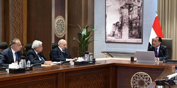 رئيس الوزراء: تتابع تداعيات الحرب في المنطقة وتتحرك لحماية استقرار الداخل