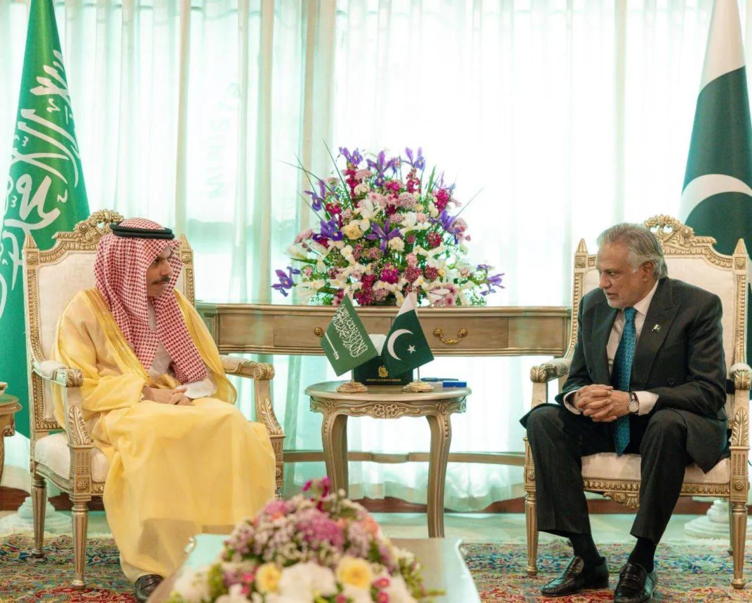 لقاء مصري سعودي لبحث تطورات المنطقة.. ماذا دار...