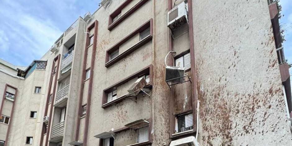 قصف صاروخى مزدوج اليوم من إيران ولبنان يستهدف حيفا ويشعل مصفاة النفط