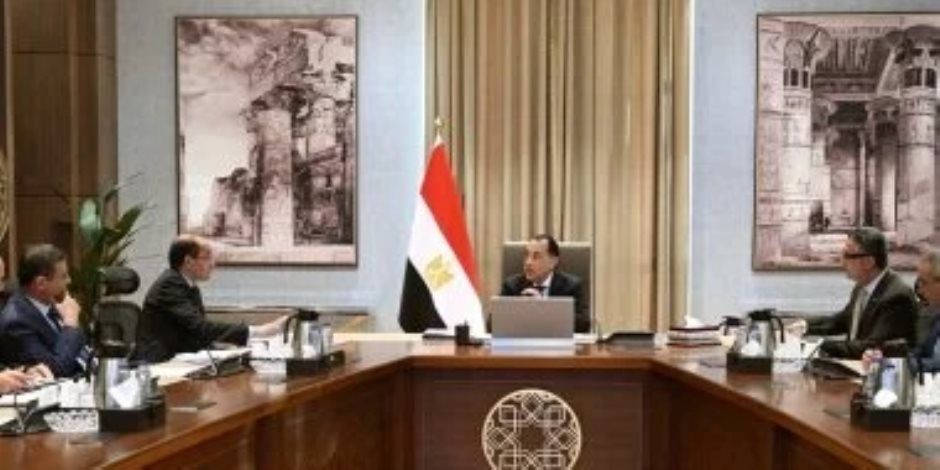 رئيس الوزراء يتابع الاستعدادات الجارية للموسم الحالي لتوريد القمح المحلي