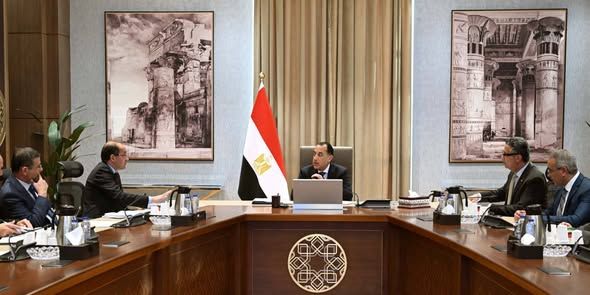 الحكومة تصرف مستحقات المزارعين وتجهيز الصوامع لاستقبال محصول القمح