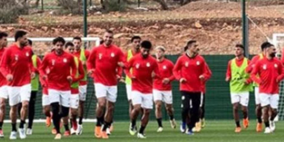 بدء مباراة منتخب مصر ضد إسبانيا على ملعب إسبانيول