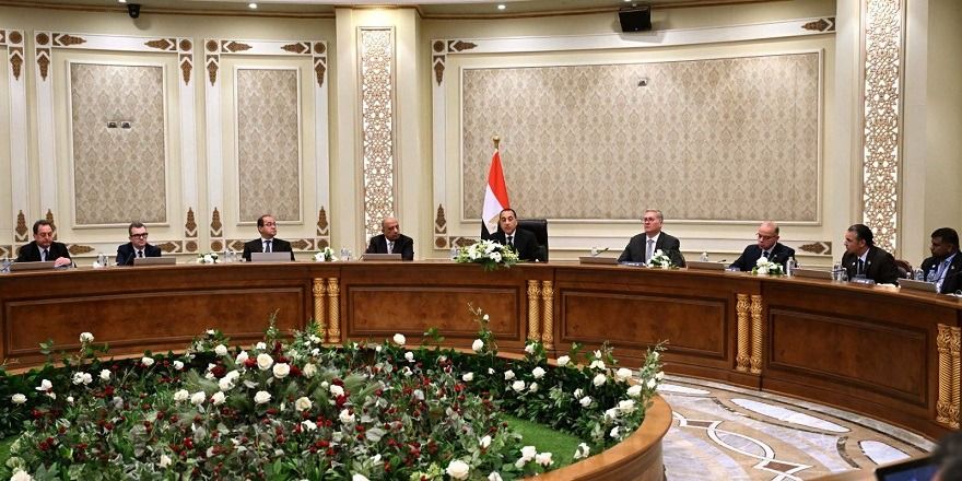 مسؤولو شركات طاقة عالمية يؤكدون التزامهم بضخ المزيد من الاستثمارات في مصر