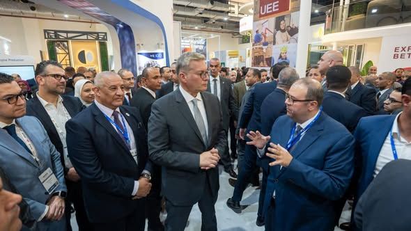 وزير البترول: التوسع في التقنيات الحديثة والطاقة منخفضة الكربون أولوية