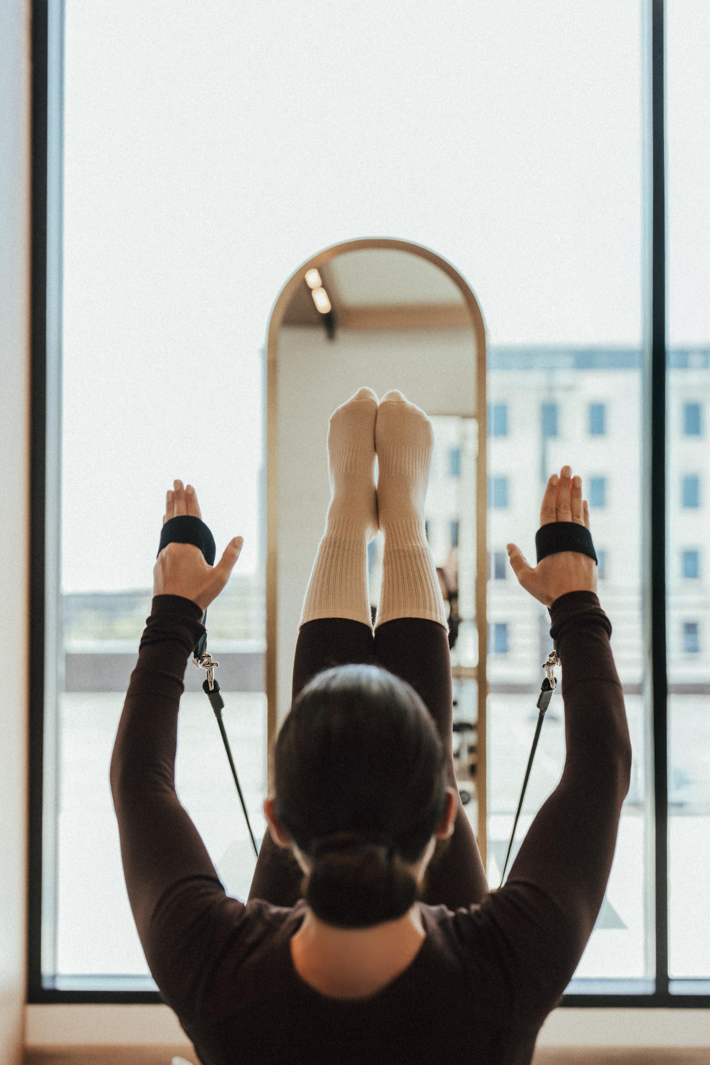 خاص لـ"دوت الخليج": همسة الصانع وسارة بن داود تكشفان أسرار تحويل البيلاتس إلى تجربة عافية متكاملة