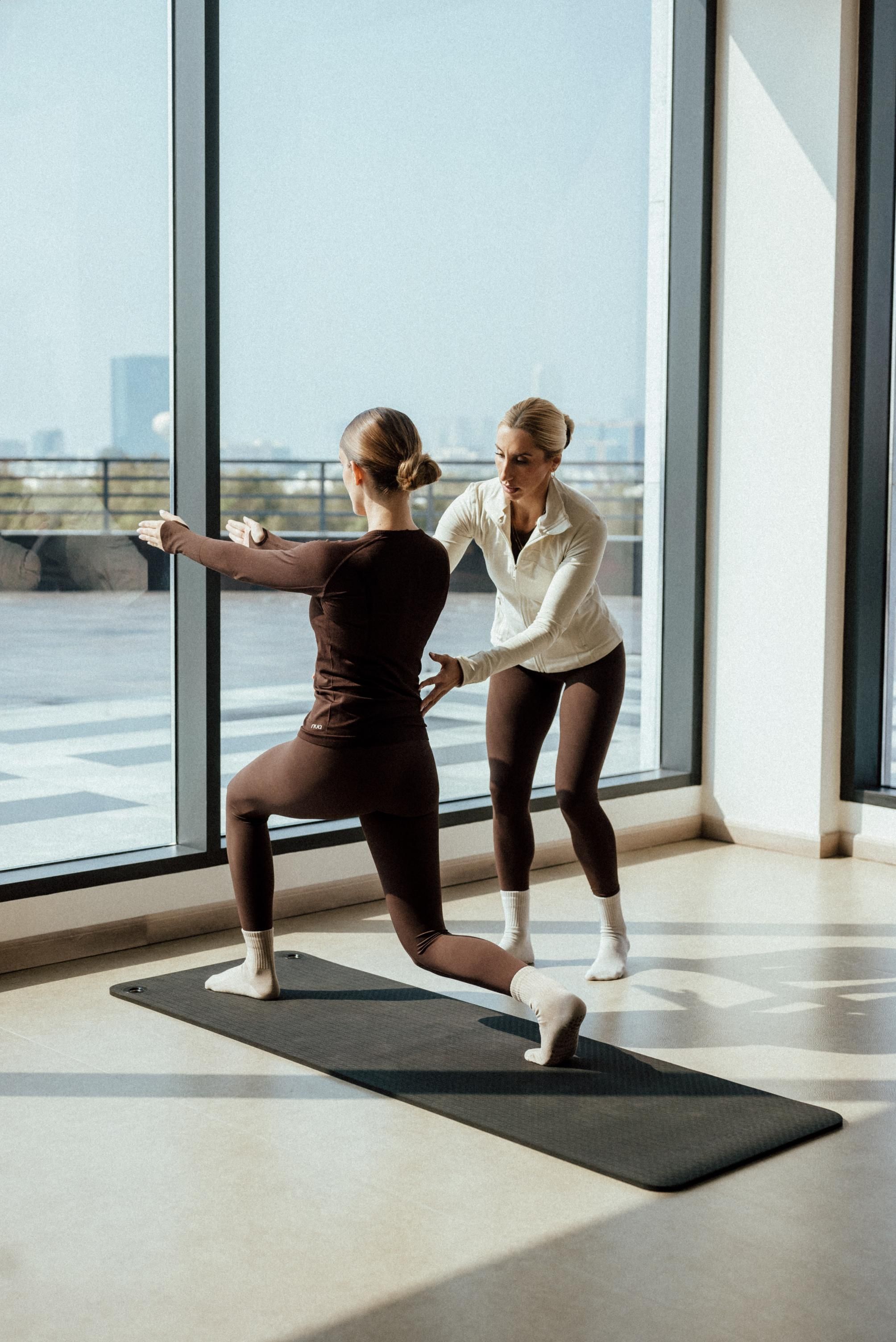 خاص لـ"دوت الخليج": همسة الصانع وسارة بن داود تكشفان أسرار تحويل البيلاتس إلى تجربة عافية متكاملة