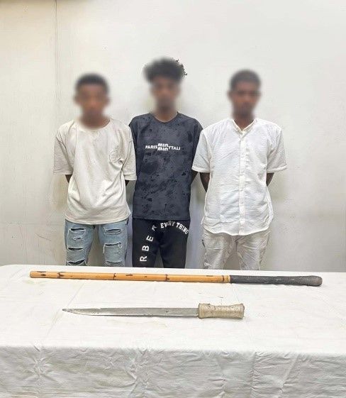كشف ملابسات تعدي 3 أشخاص بالضرب على آخر باستخدام سلاح أبيض وعصا خشبية بأسوان