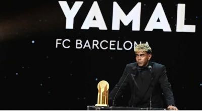 يامال يستنكر هتافات معادية للإسلام