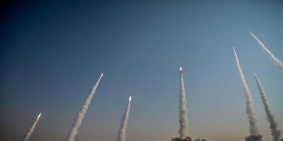 هجوم مشترك لحزب الله والحرس الثوري والحوثيين بالصواريخ على إسرائيل
