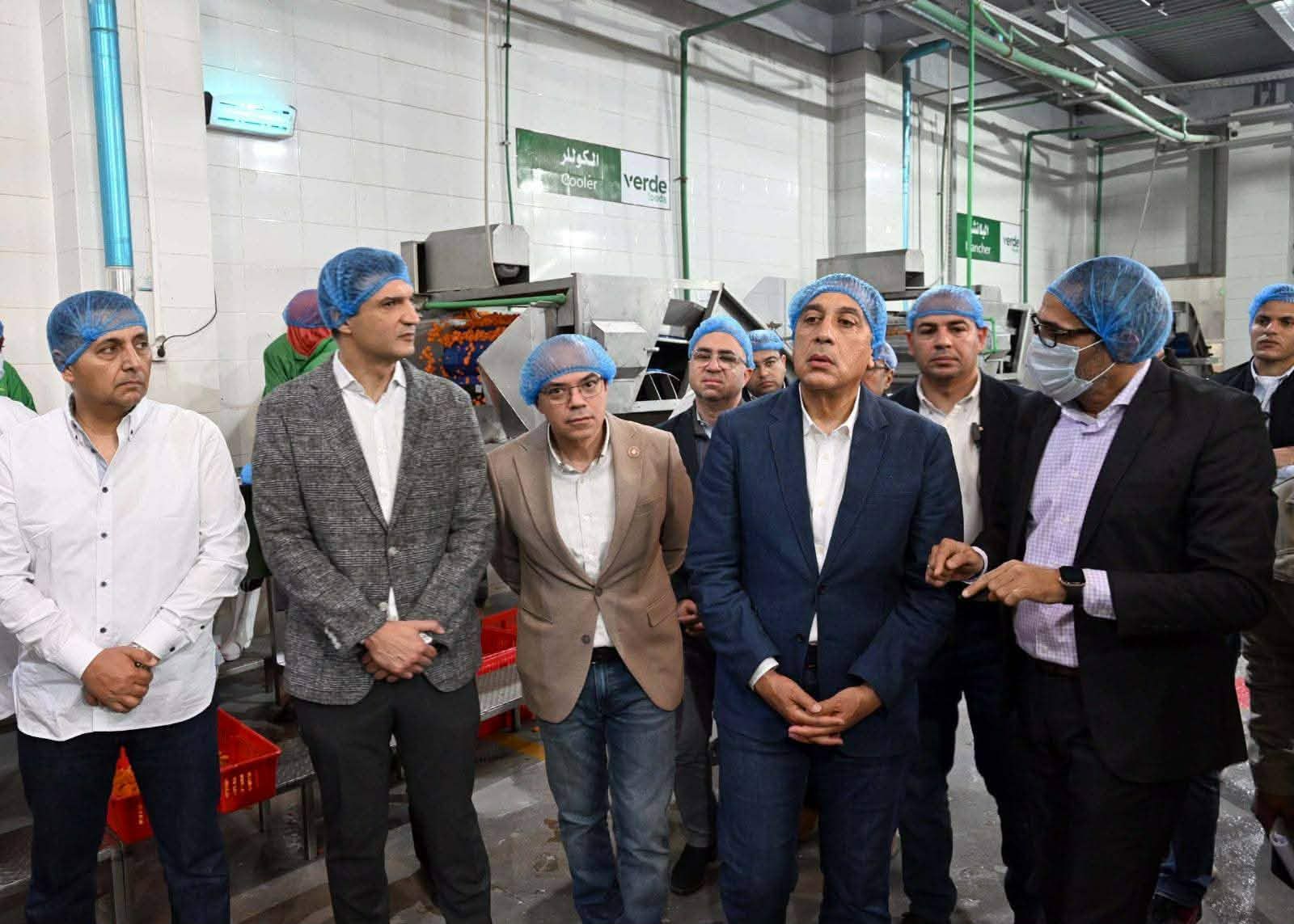 بنسبة تصدير 95%.. رئيس الوزراء يتفقد مصنع فيردي فودز للصناعات الغذائية