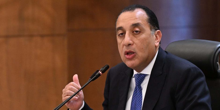 رئيس الوزراء يتفقد محطة الصواف لتعبئة الموالح والحاصلات الزراعية