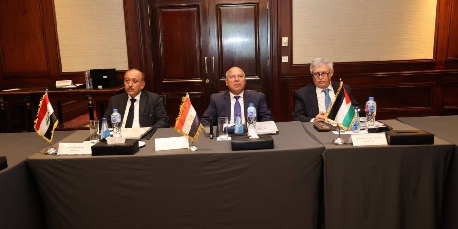 بحضزر نظيره الأردني.. وزير النقل يترأس أعمال اجتماع الجمعية العمومية لشركة الجسر العربي