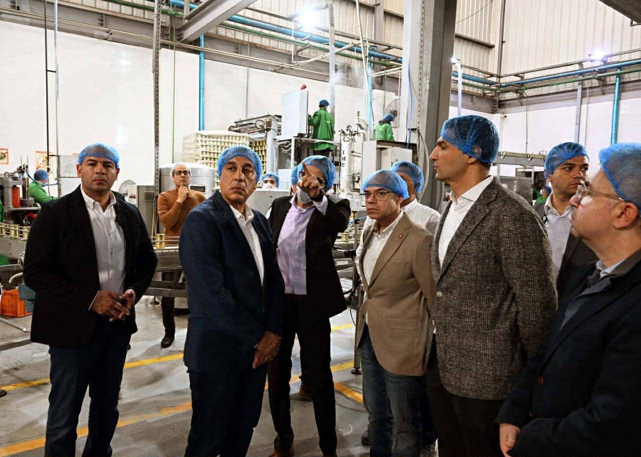 وزير الاستثمار: نعمل على تحويل المزايا النسبية للمحاصيل الزراعية المصرية إلى ميزات تنافسية عالمية