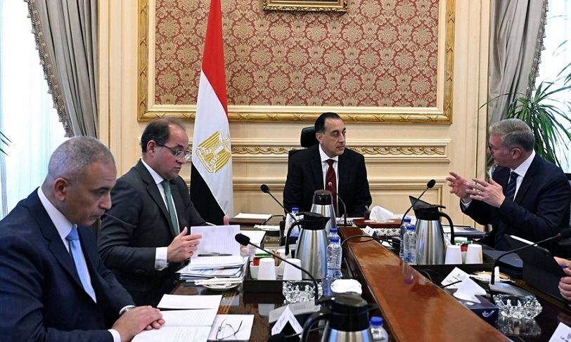 الحكومة تبحث توفير التمويل اللازم لتكوين مخزون استراتيجي كافٍ من المنتجات البترولية