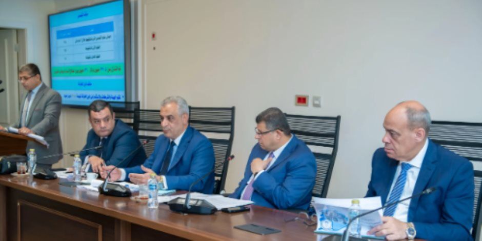 وزير الإنتاج الحربي يستعرض الحساب الختامي لموازنة هيئة الإنتاج الحربي