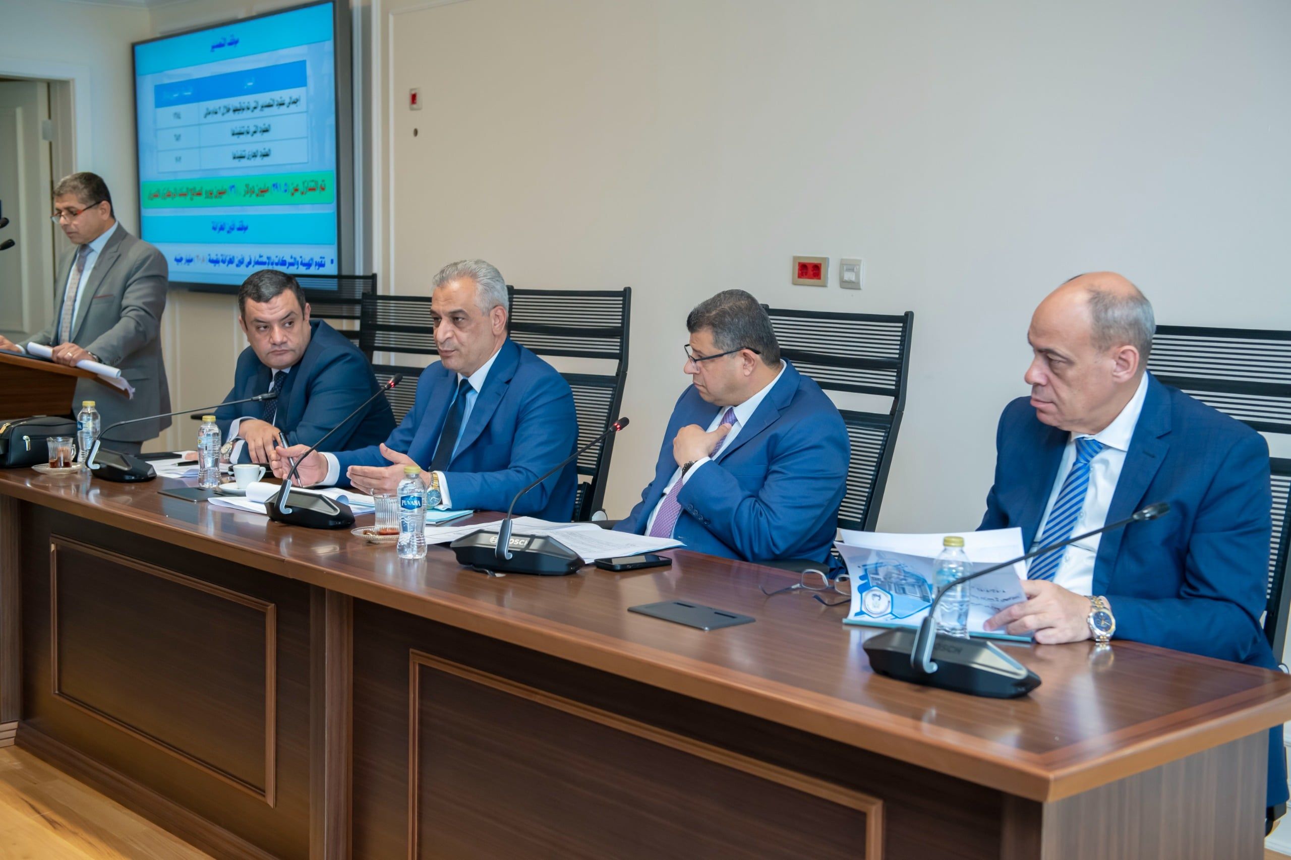 وزير الإنتاج الحربي يستعرض الحساب الختامي لموازنة هيئة الإنتاج الحربي