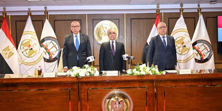 النائب العام يشهد مراسم حلف اليمين القانونية لأعضاء النيابة العامة الجدد (صور)