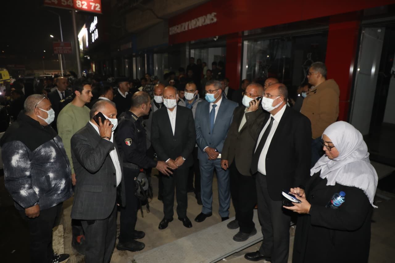 حريق مصنع ملابس في سراي القبة بمصر يترك...