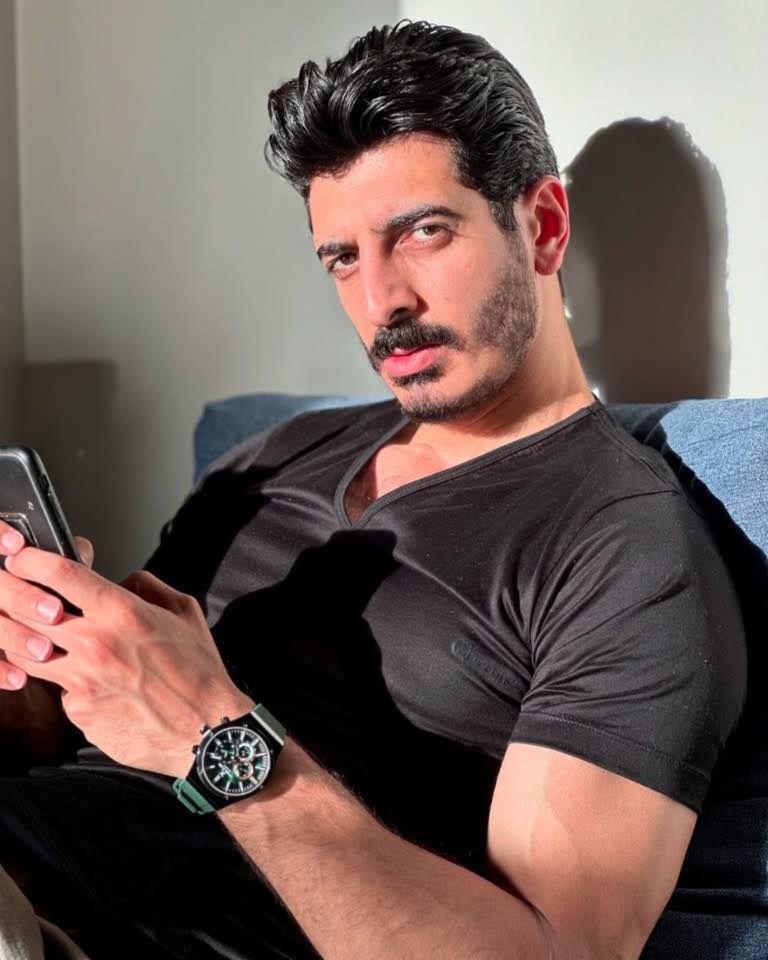 بعد براءته من قضية المخدرات.. تحديد موعد خروج...