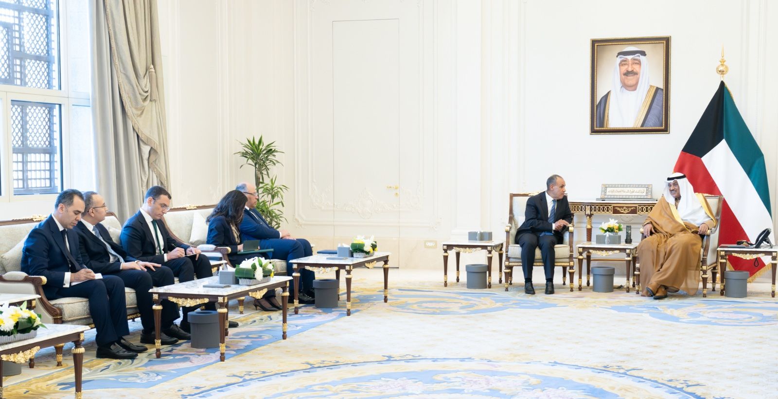 وزير الخارجية يسلم ولى عهد الكويت رسالة خطية من الرئيس السيسى