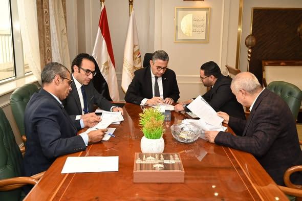 شريف فاروق يوجّه بسرعة تلبية طلبات النواب والمواطنين في قطاع التموين