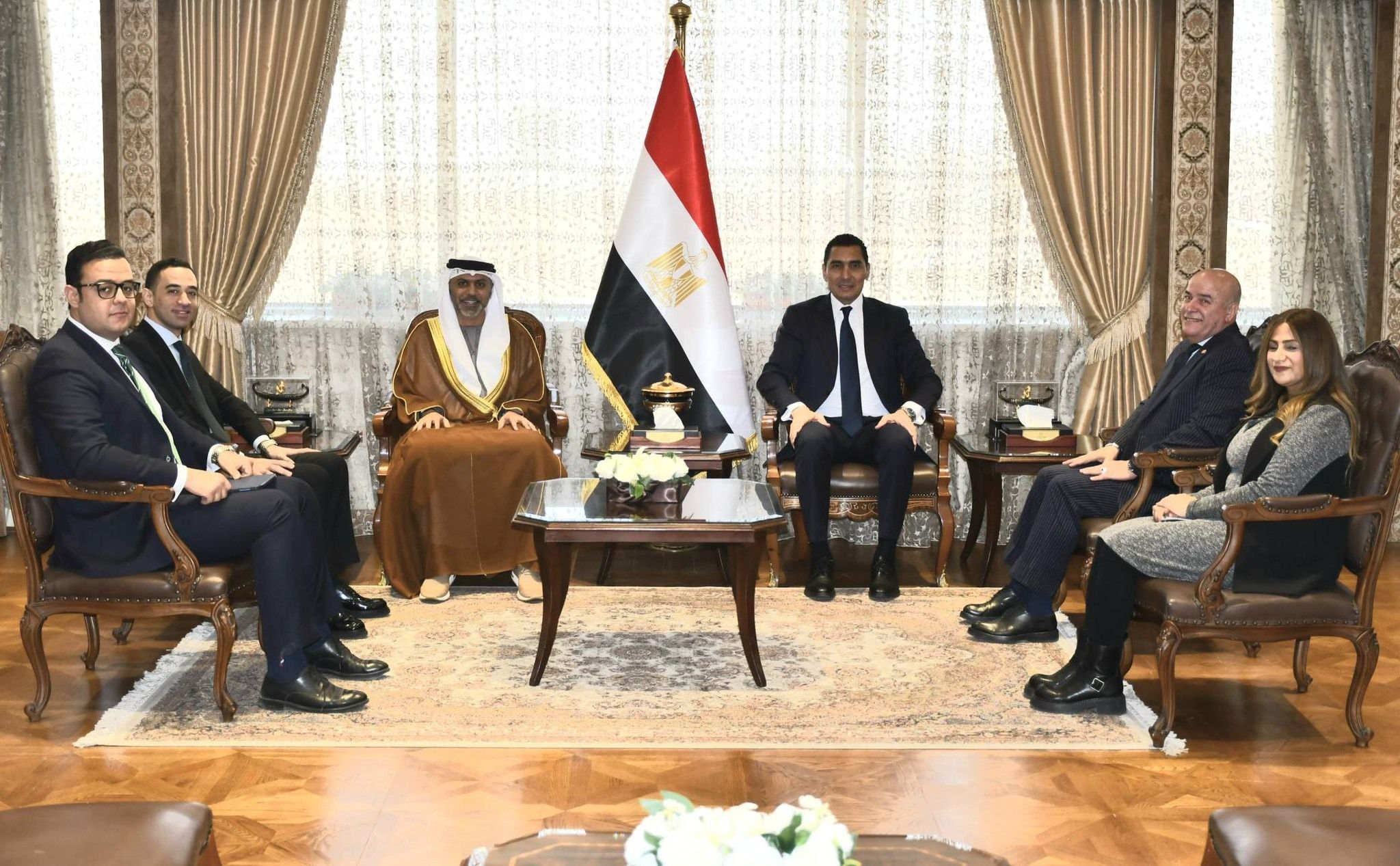 وزير الشباب والرياضة يبحث تعزيز التعاون مع سفير دولة الإمارات في المجالين الشبابي والرياضي