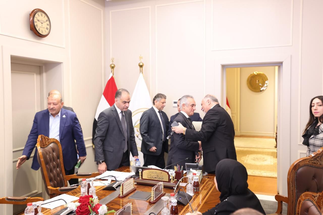 1d7d9b63-2a92-4814-a5b0-568eae6bbee6 1d7d9b63-2a92-4814-a5b0-568eae6bbee6