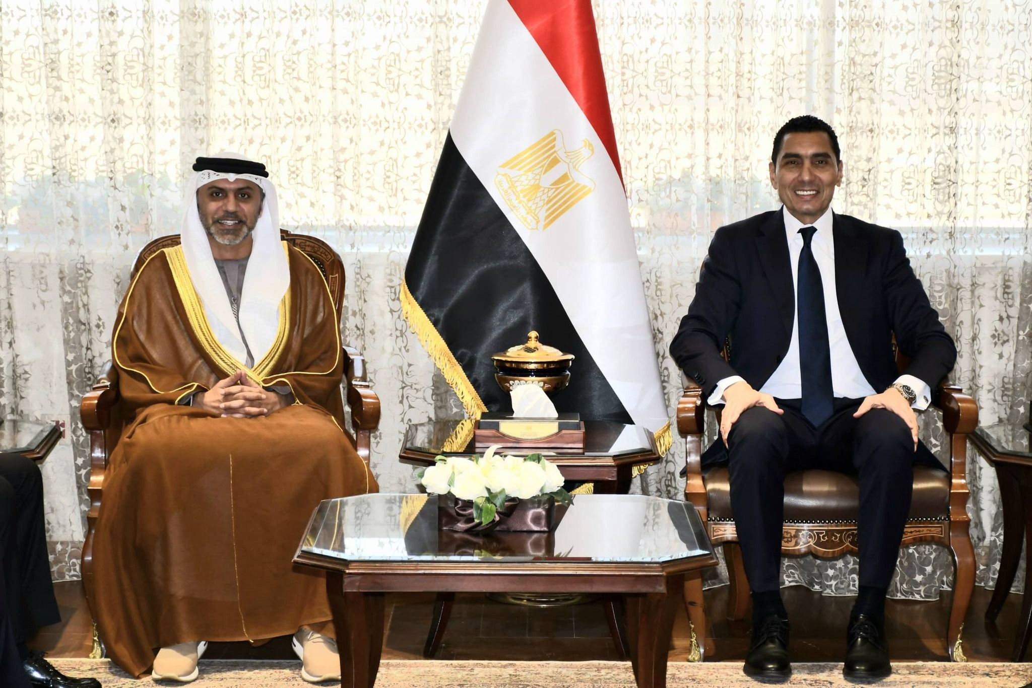 وزير الشباب والرياضة يبحث تعزيز التعاون مع سفير دولة الإمارات في المجالين الشبابي والرياضي