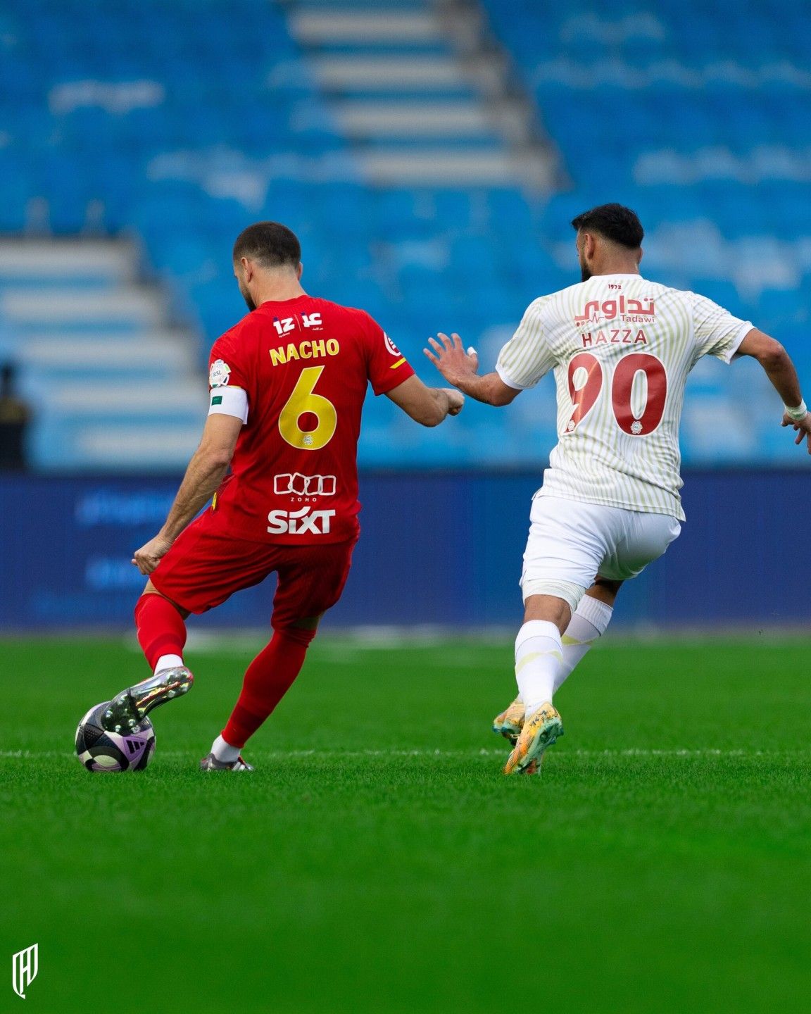 اطّلع على علي المجانية.. القنوات الناقلة لمباراة ضمك ضد...