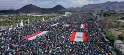 أخبار اليمن : اليمنيون يباركون الانتصار لإيران