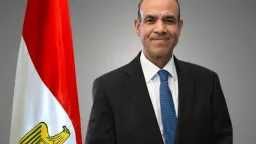 وزير الخارجية يتلقى اتصالاً من نظيره الجنوب أفريقي:...