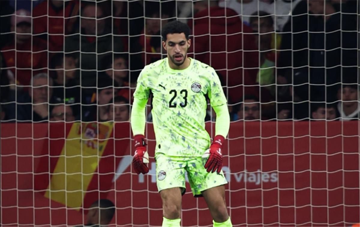 ”الأهلي بدون حارس ”.. مصطفى شوبير مهدد بالغياب...