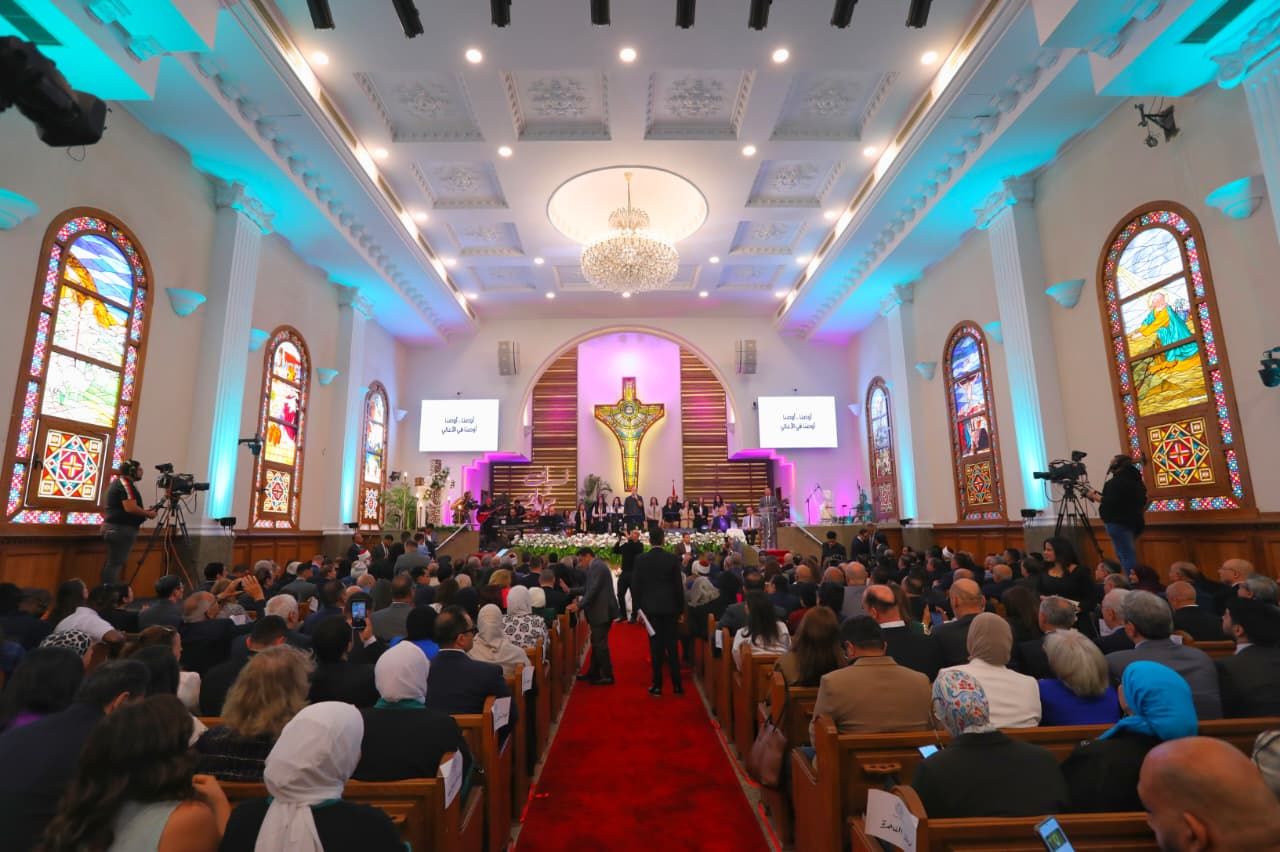 رسائل تهنئة بمناسبة عيد القيامة المجيد 2026.. أجمل...