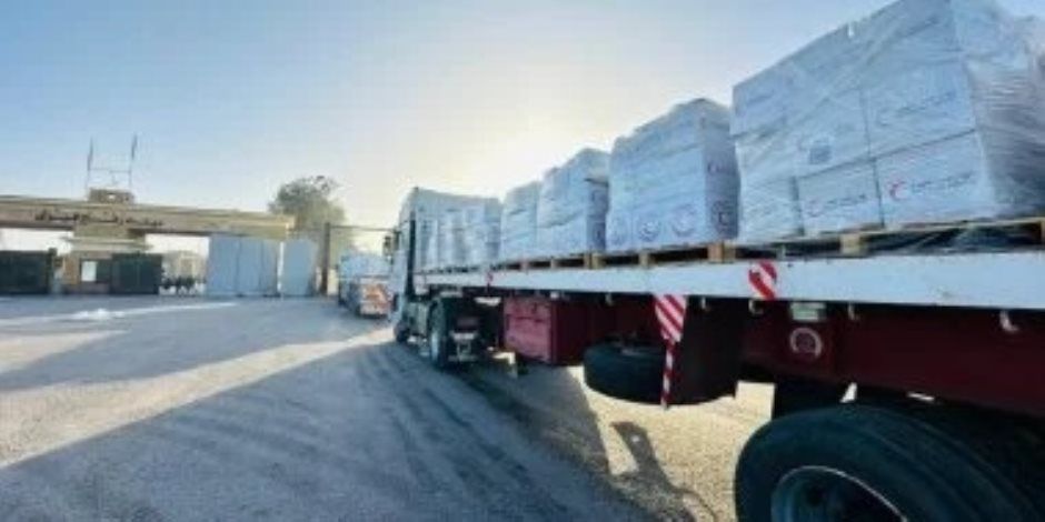 مصر تمد غزة بـ 155 ألف سلة غذائية وتستقبل الدفعة 34 من المصابين