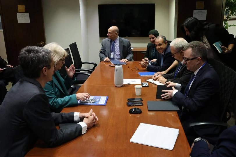 وزير الخارجية يبحث مع وكالة ضمان الاستثمار تعزيز التعاون وجذب التمويل الأجنبي