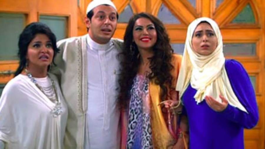 منتج مسلسل "الزوجة الرابعة" يحسم الجدل حول جزء ثان لا تزال أزمة المسلسل المصري الزوجة الرابعة مستمرة فبعدما نفى مؤلف ومخرج العمل تقديم جزء ثان منه عاد المنت إقرأ المزيد