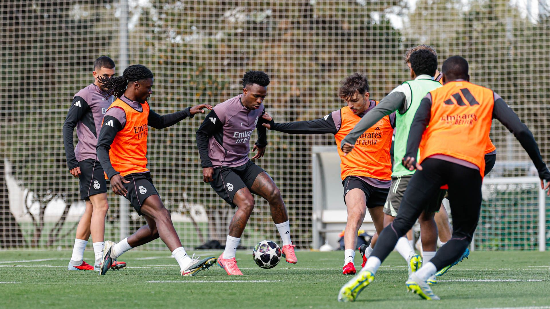 مباشر الأسطورة.. بث مباشر مشاهدة مباراة ريال مدريد...